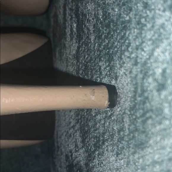 ❄️WINTER SALE PRICE $20❄️ Bone Color Platform Pumps - Picture 4 of 5